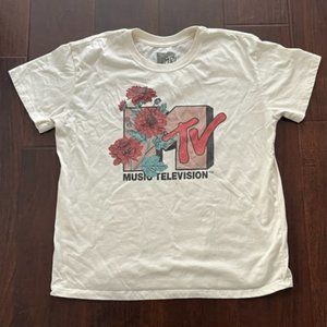 MTV 2021 Viacom Women's Large White T-Shirt